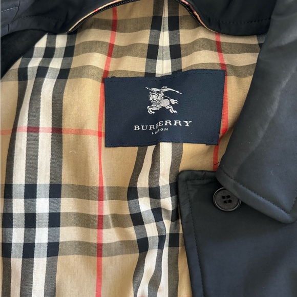 Burberry Rain Repellent Trench Coat Black - Picture 5 of 10